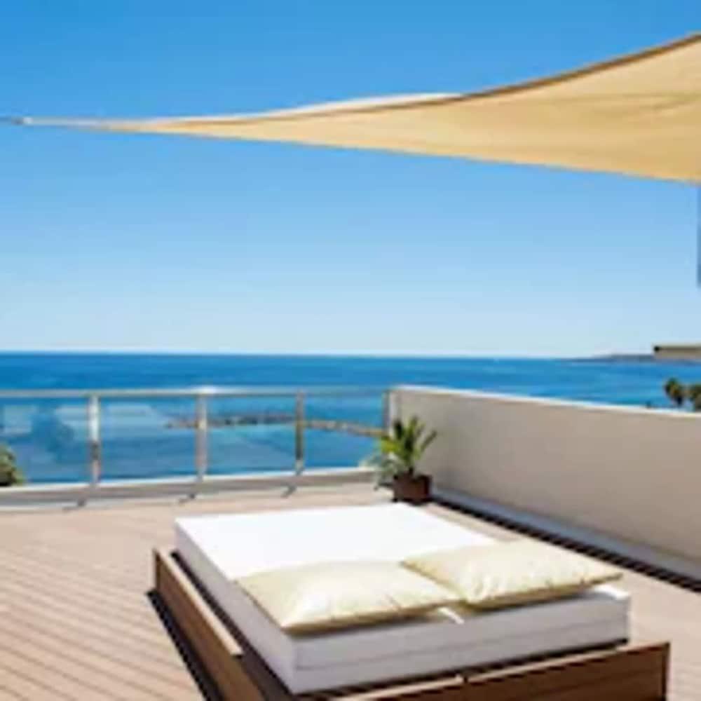 Cabot Cap De Mar Hotel Cala Bona  Exterior photo